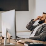 Estrés laboral_ guía práctica para gestionarlo con ayuda profesional